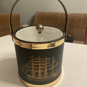 Shelton Ware Ice Bucket Black Gold 2 quarts Lid Handle